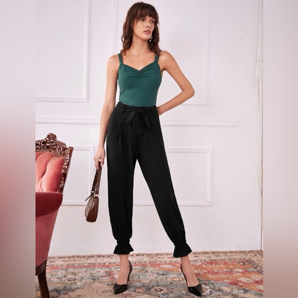 COPY - 42. Stellar ruffle pant🌙